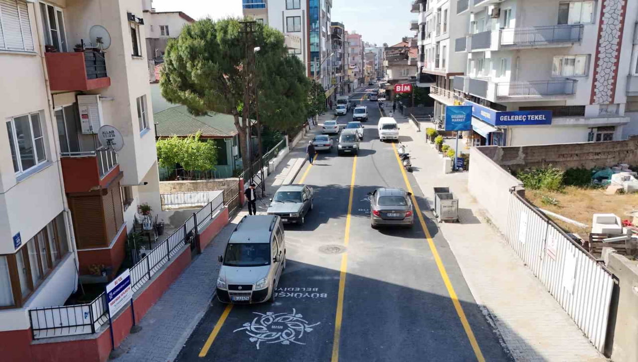 AYDIN BÜYÜKŞEHİR’DEN SÖKE’DE YOL ÇALIŞMASI