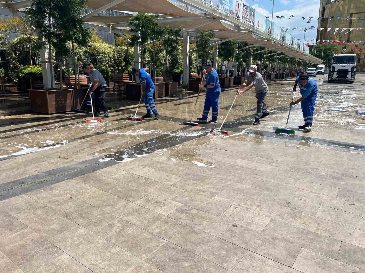 AYDIN’DA KURBAN BAYRAMI ÖNCESİ KENT GENELİNDE TEMİZLİK ÇALIŞMALARINI HIZLANDIRAN AYDIN BÜYÜKŞEHİR...