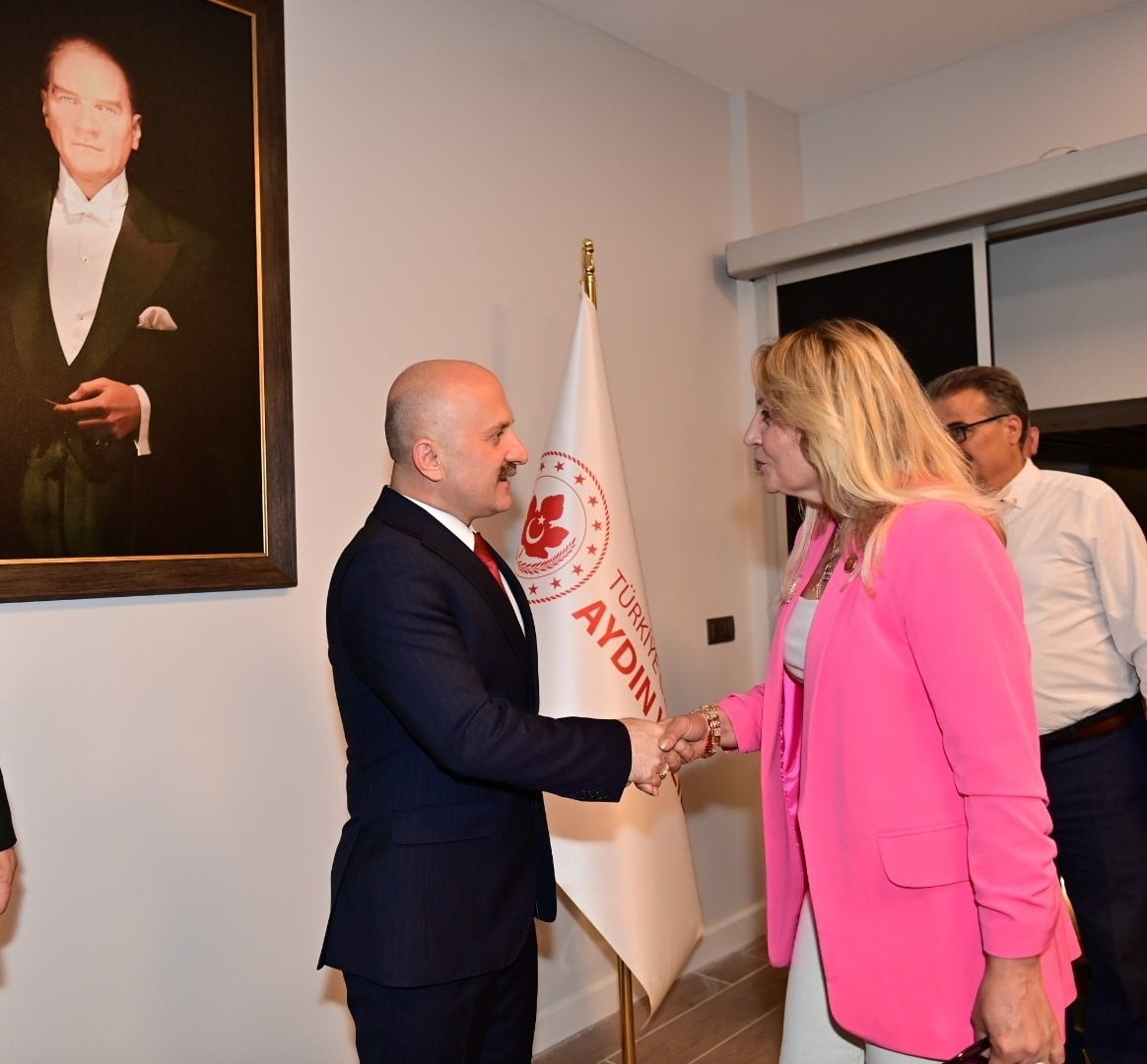 AYDIN’DA KURBAN BAYRAMI RESMİ BAYRAMLAŞMA TÖRENİ AYDIN VALİSİ DR. OSMAN VAROL’UN EV SAHİPLİĞİNDE...