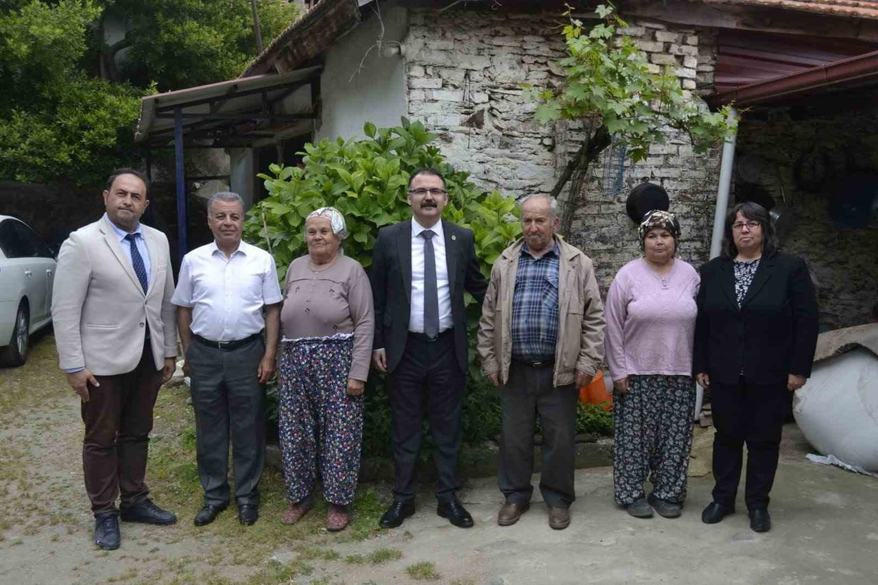 AYDIN’IN SULTANHİSAR İLÇESİNDE KURBAN BAYRAMI DOLAYISIYLA ŞEHİT AİLELERİ ZİYARET EDİLEREK...