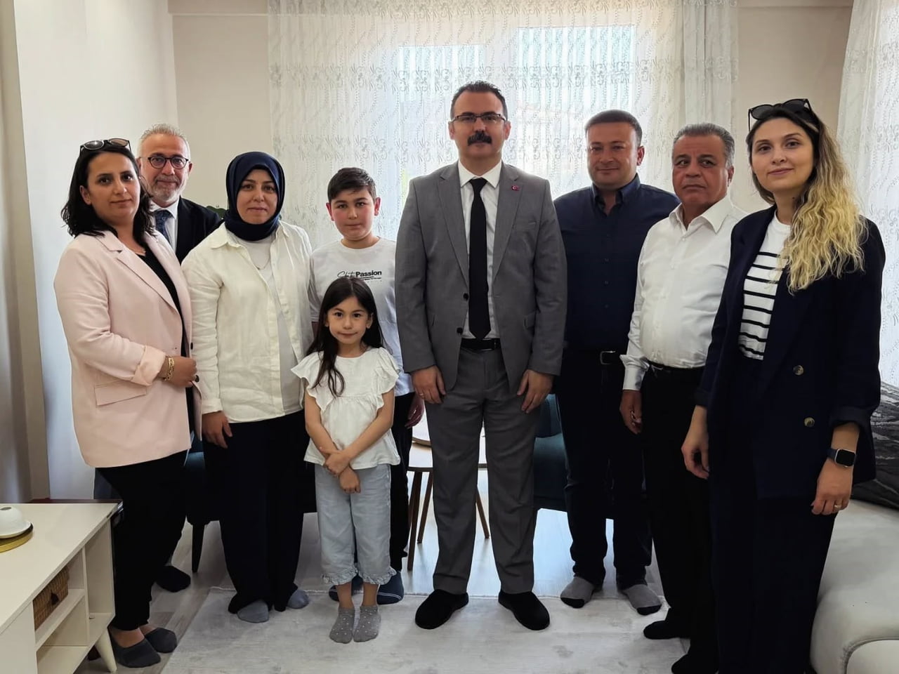 AYDIN’IN SULTANHİSAR İLÇESİNDE YÜRÜTÜLEN 'MİSAFİRİM KAYMAKAMIM' PROJESİ KAPSAMINDA KAYMAKAM ALİ...