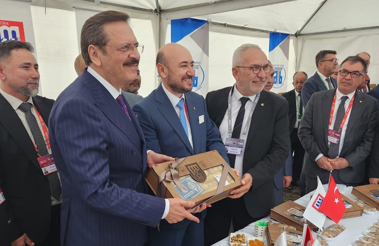AYDIN TİCARET ODASI (AYTO) STANDINDA TANITILAN COĞRAFİ İŞARETLİ AYDIN İNCİRİ, TÜRKİYE ODALAR VE...