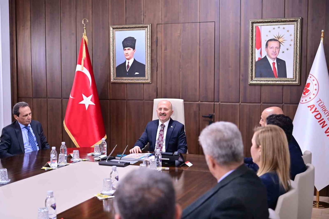 AYDIN VALİSİ DR. OSMAN VAROL, GÖREVİNE BAŞLAMASININ ARDINDAN İL GENELİNDE YÜRÜTÜLEN KAMU...