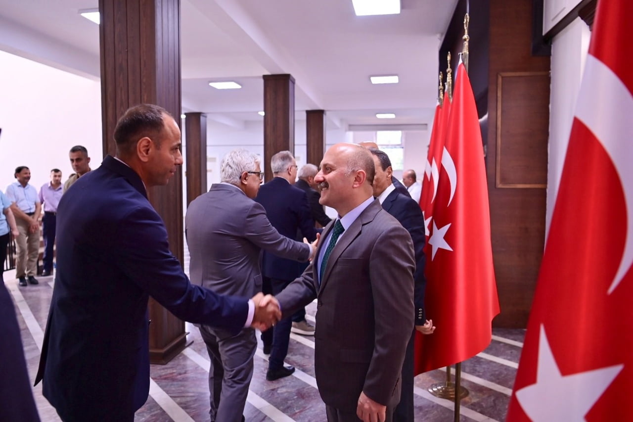 AYDIN VALİSİ DR. OSMAN VAROL, KURBAN BAYRAMI ÖNCESİNDE VALİLİK PERSONELİYLE BİR ARAYA GELEREK...