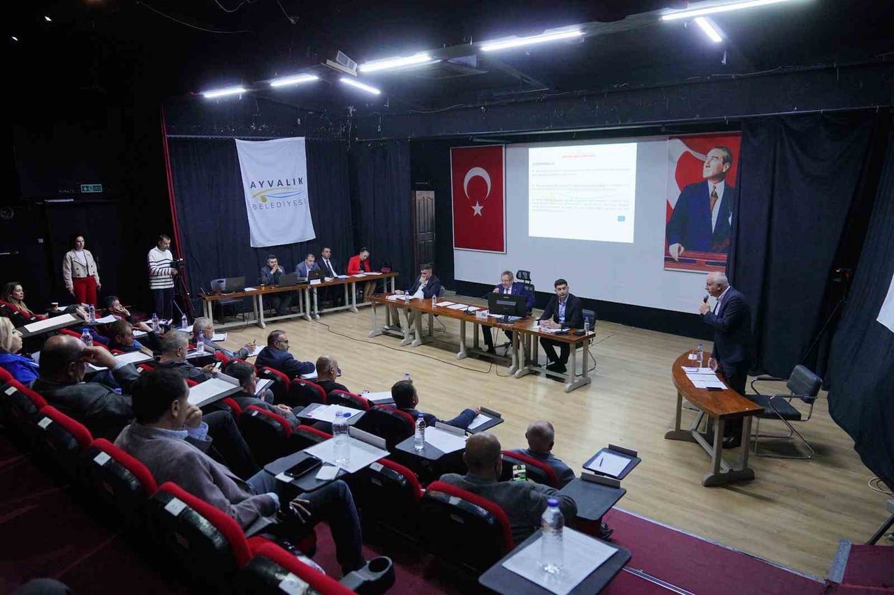 AYVALIK BELEDİYE MECLİSİ MAYIS AYI TOPLANTISINI YAPTI