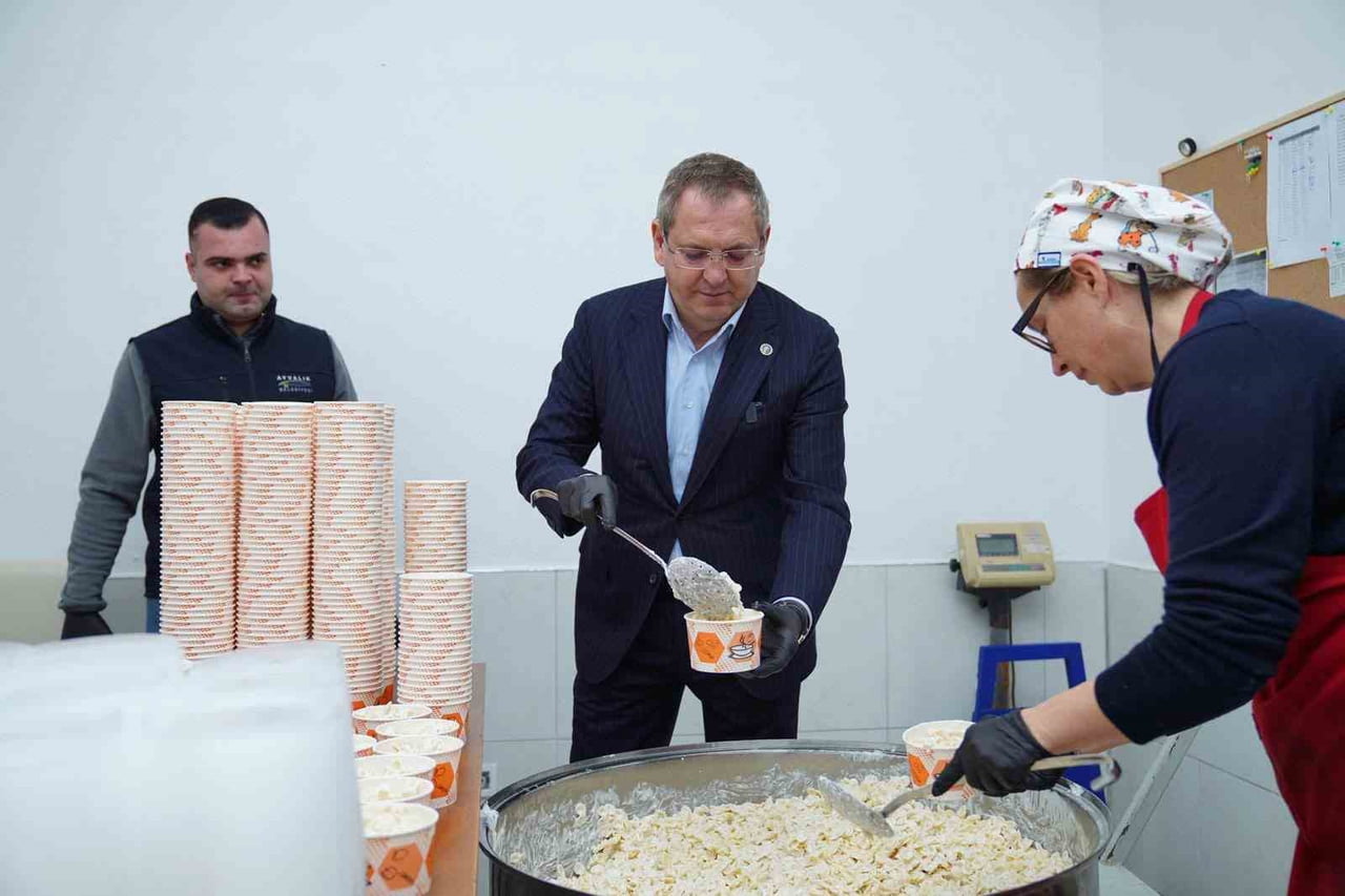 AYVALIK BELEDİYESİ’NDEN AŞEVİ İÇİN KURBAN ÇAĞRISI