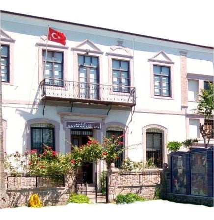 AYVALIK’TA TARİHİ KAYMAKAMLIK BİNASI RESTORASYONA GİRİYOR