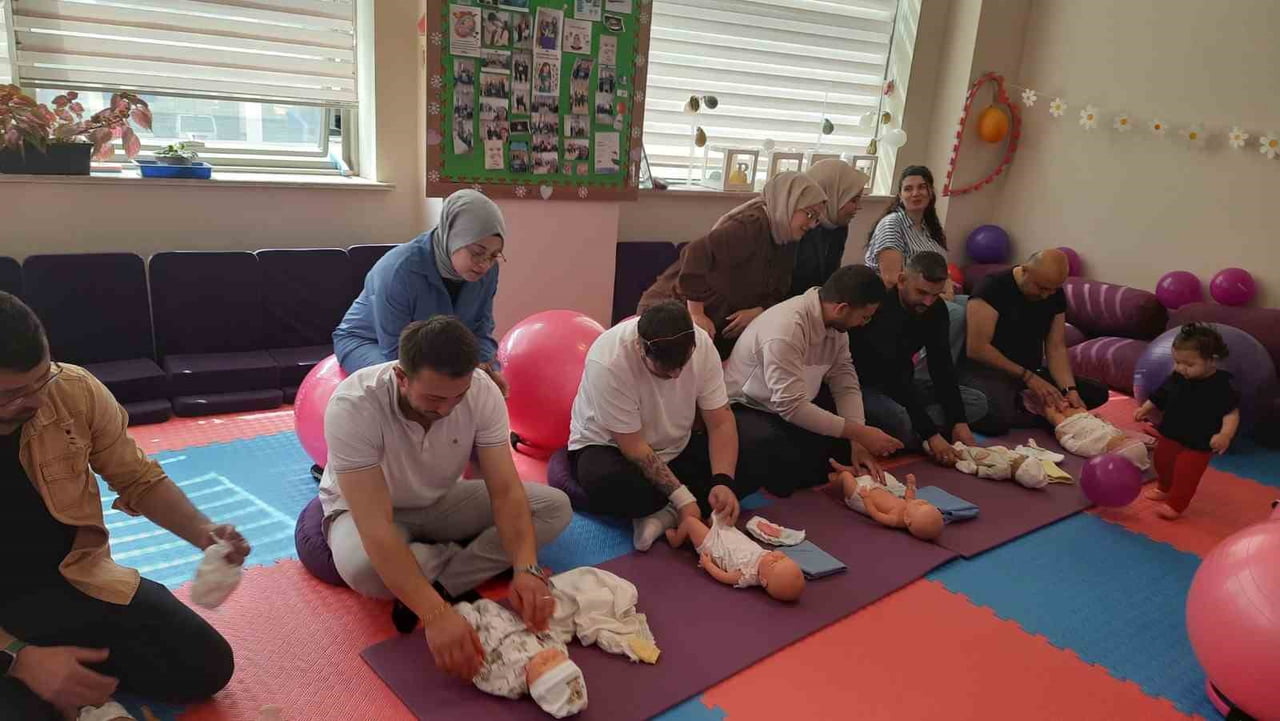 BABA ADAYLARINA ALT DEĞİŞTİRME, GAZ ÇIKARTMA GİBİ UYGULAMALAR YAPTIRILIYOR
