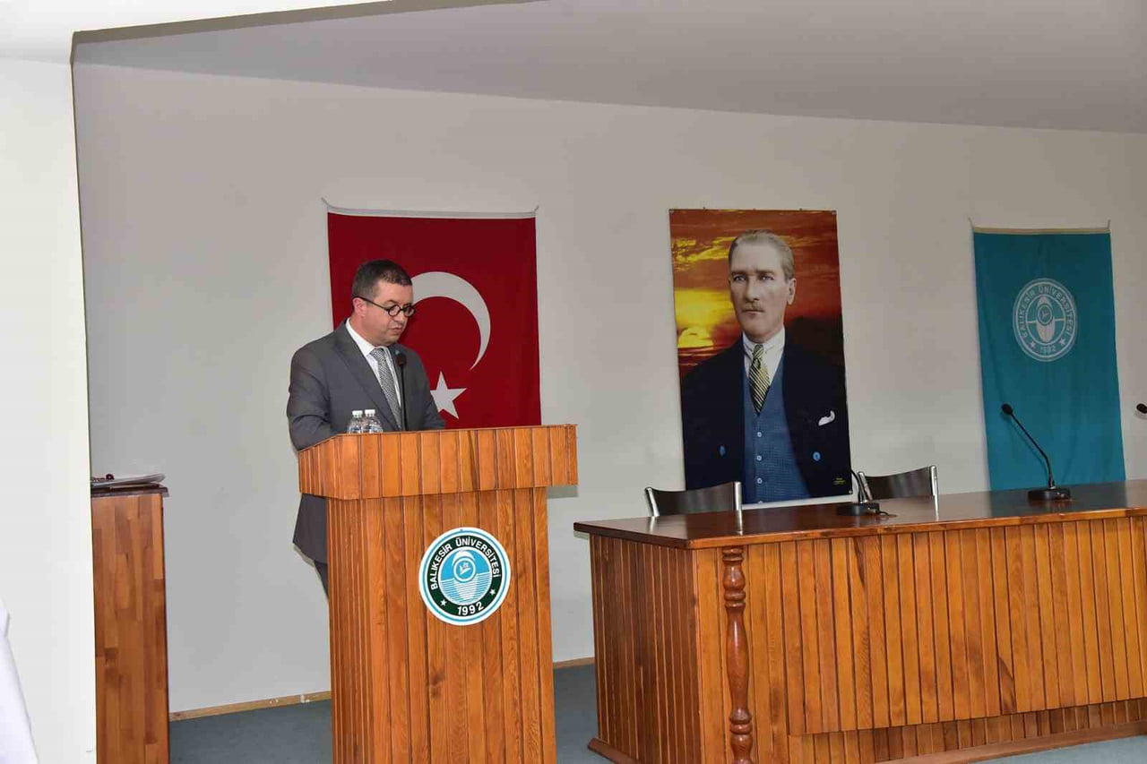 BALIKESİR'DE GELECEĞİN ŞEFLERİ CEKETLERİNİ GİYDİ