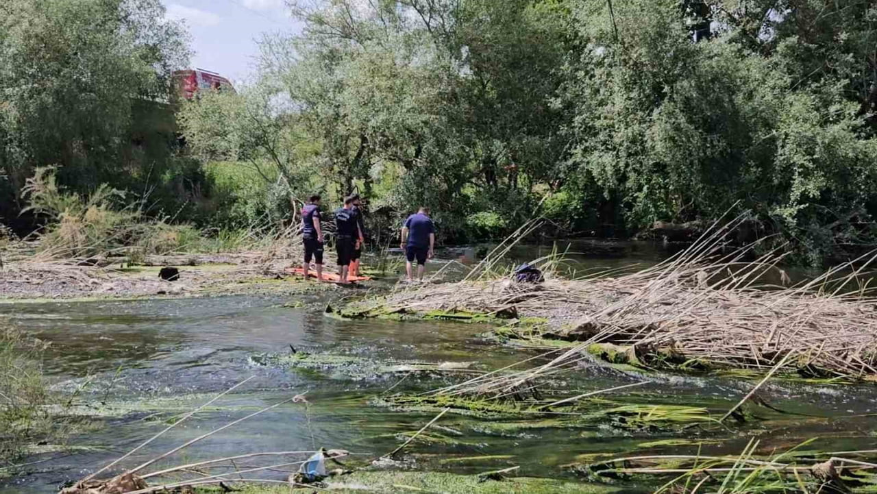 BALIKESİR'DE SERİNLEMEK İÇİN GİRDİĞİ ÇAYDA BOĞULDU