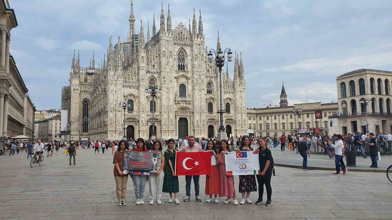 BALIKESİR’İN KEPSUT İLÇESİNDE OLUŞTURULAN "HAYATIN RİTMİNİ YAKALA" RİTİM GRUBU, TÜRKİYE’Yİ...