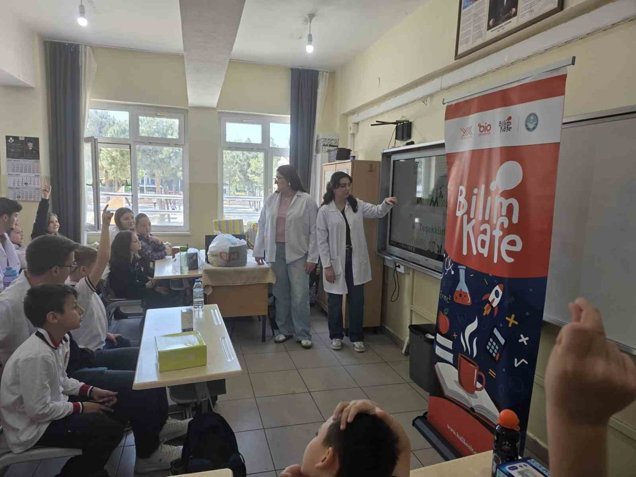 BALIKESİRLİ ÇOCUKLARDAN ÇEVREYE BÜYÜK ADIM