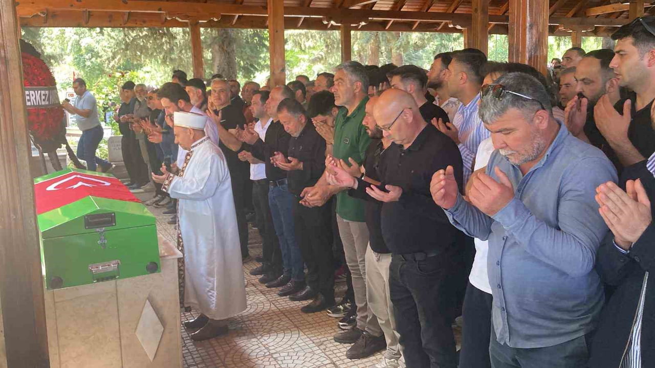 BARTIN'IN AMASRA İLÇESİNDE DALIŞ YAPARKEN HAYATINI KAYBEDEN 30 YAŞINDAKİ HAKEM MEMLEKETİ MERSİN'İN...