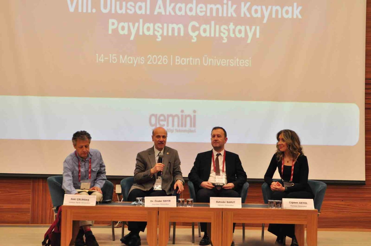 BARTIN ÜNİVERSİTESİ (BARÜ) EV SAHİPLİĞİNDE DİJİTAL DÖNÜŞÜM VE YAPAY ZEKÂ ÇAĞINDA KÜTÜPHANELER...
