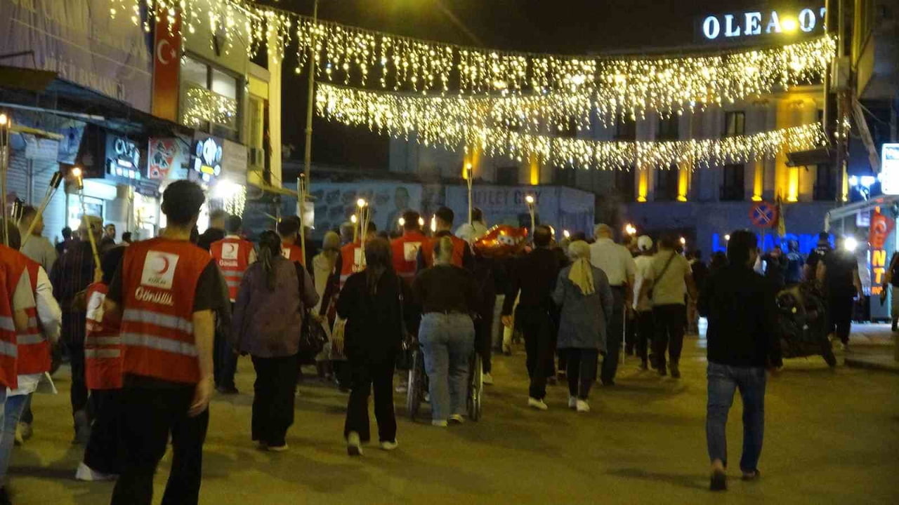 BAŞKAN BİLECEN’DEN 19 MAYIS ELEŞTİRİSİ: "MİLLETVEKİLLERİNİ RESMİ BAYRAMLARDA GÖRMEK...