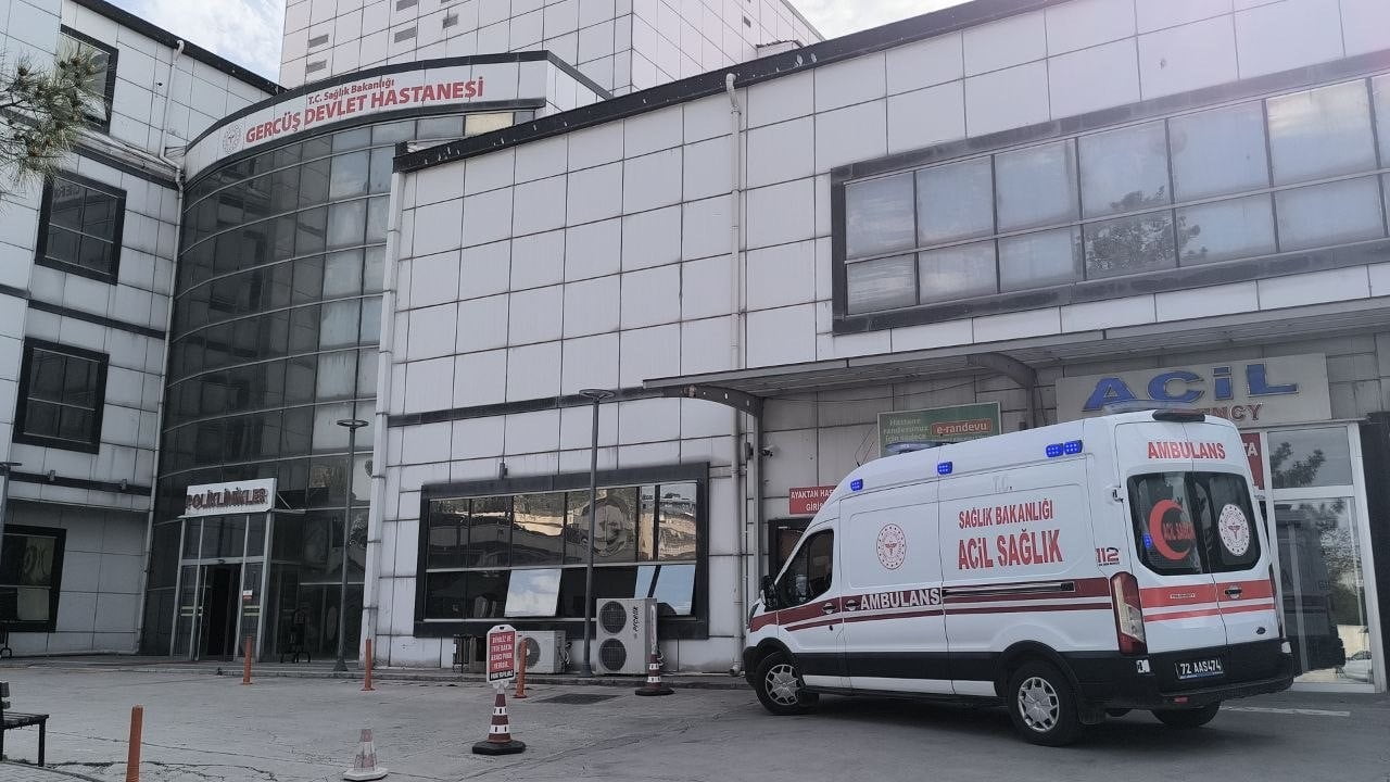 BATMAN’IN GERCÜŞ İLÇESİNE BAĞLI AYDINCA KÖYÜNDE DOĞADAN TOPLADIĞI MANTARI YEDİKTEN SONRA...