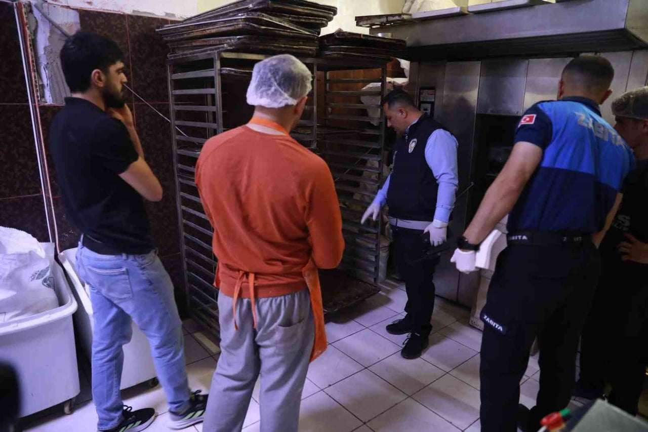 BATTALGAZİ BELEDİYESİ’NDEN BAYRAM ÖNCESİ YOĞUN MESAİ