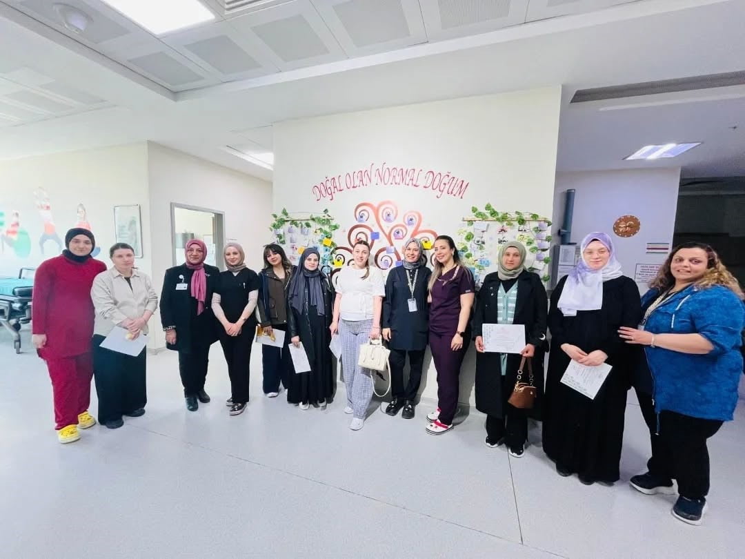 BAYBURT DEVLET HASTANESİ’NDE GEBELERE YÖNELİK EĞİTİM PROGRAMI DÜZENLENDİ