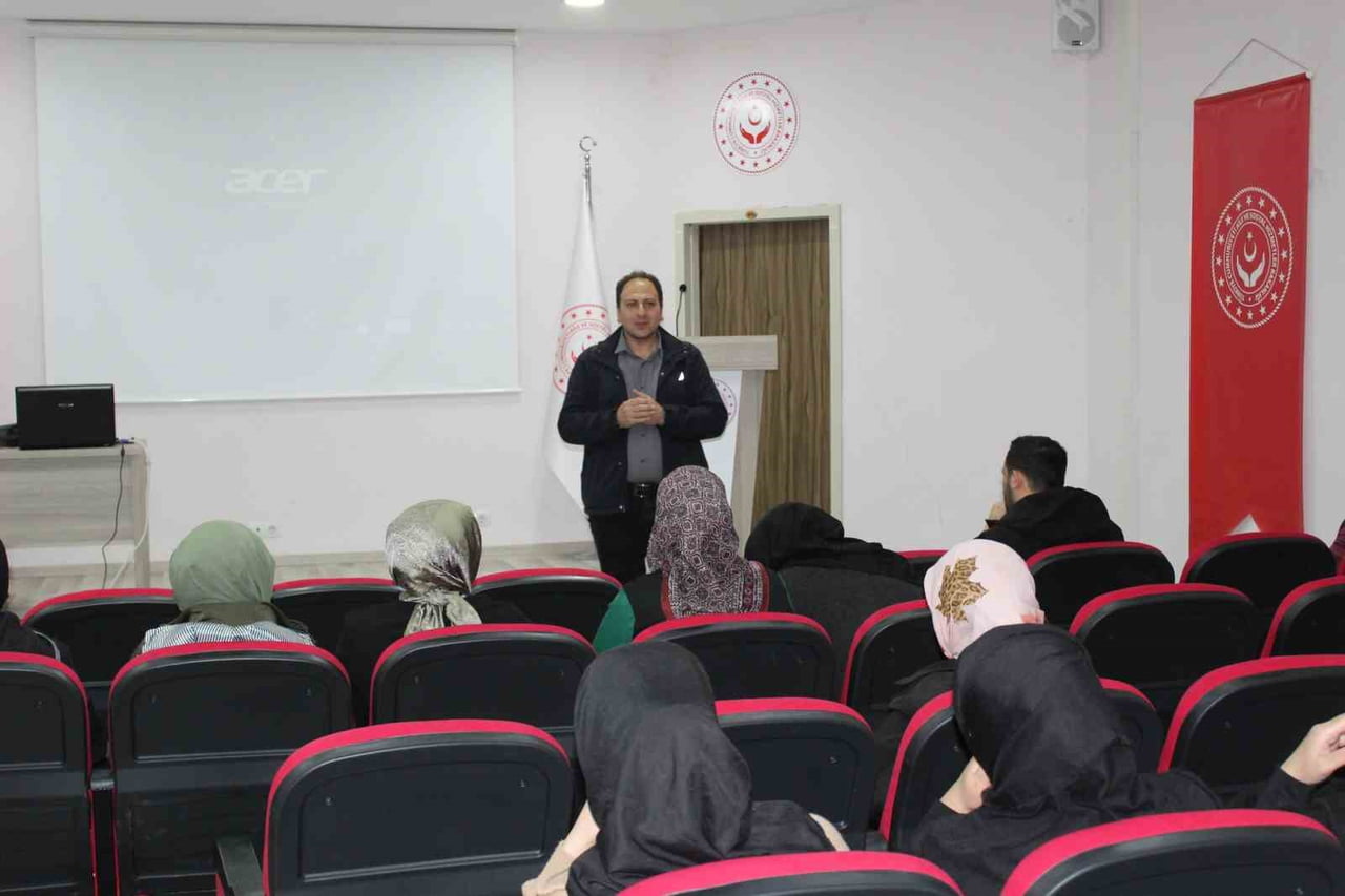 BAYBURT’TA ENGELLİ VATANDAŞLARA İSTİHDAM İMKANLARI ANLATILDI