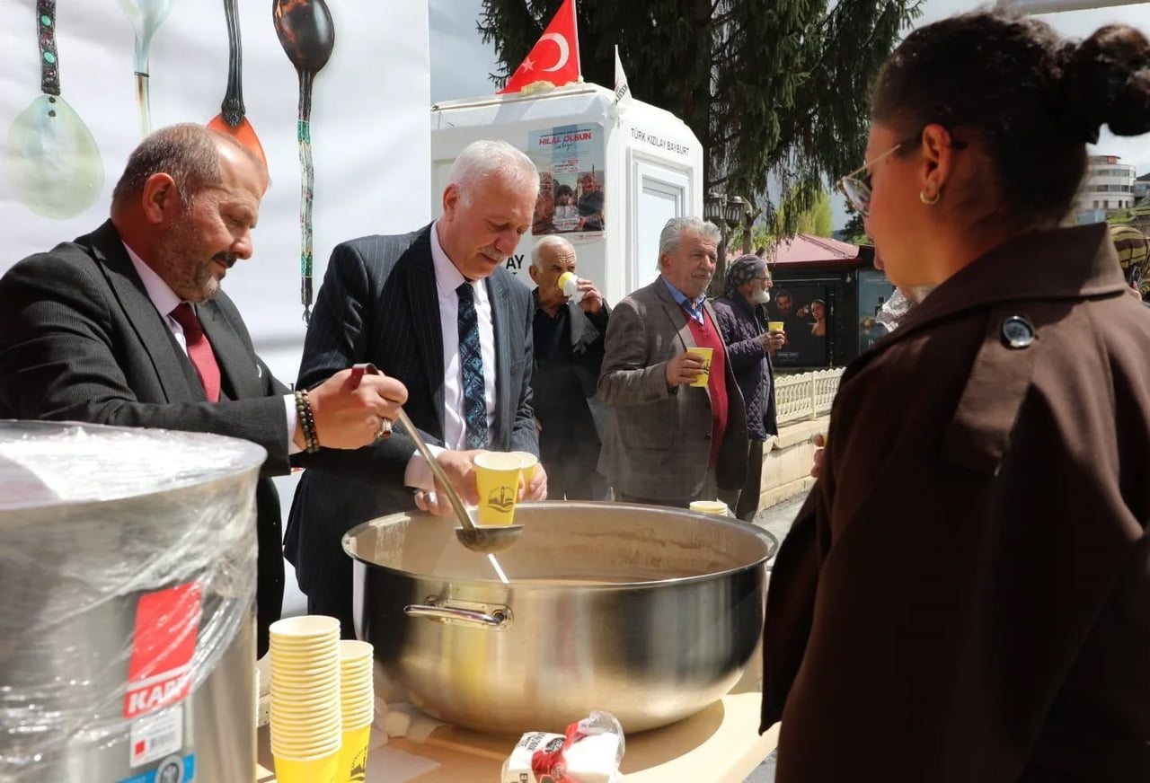 BAYBURT’TA ‘TÜRK MUTFAĞI HAFTASI’ YÖRESEL LEZZETLERLE KUTLANDI