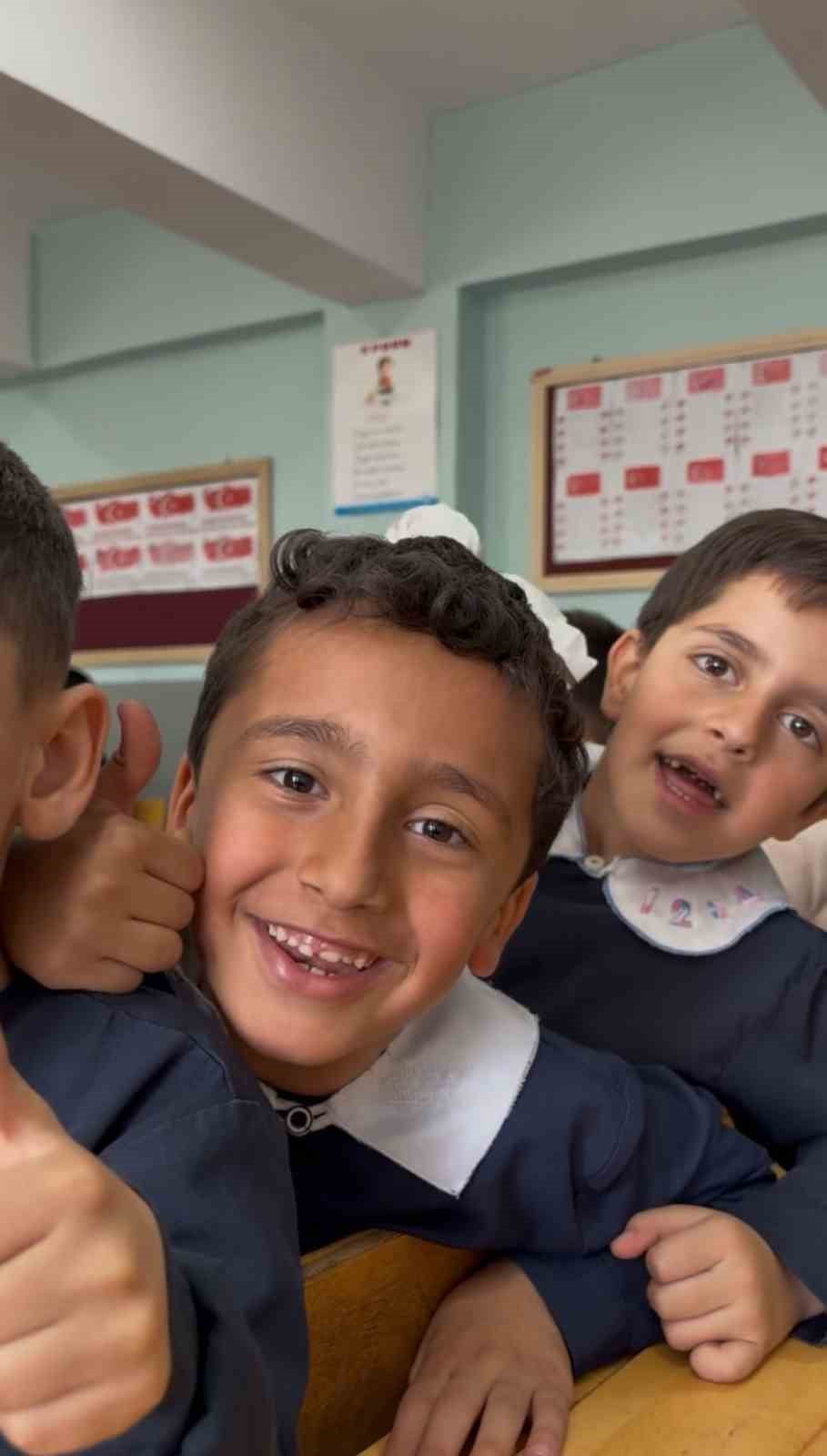 BAYRAM ÖNCESİ MİNİK YÜREKLERE DOKUNDU