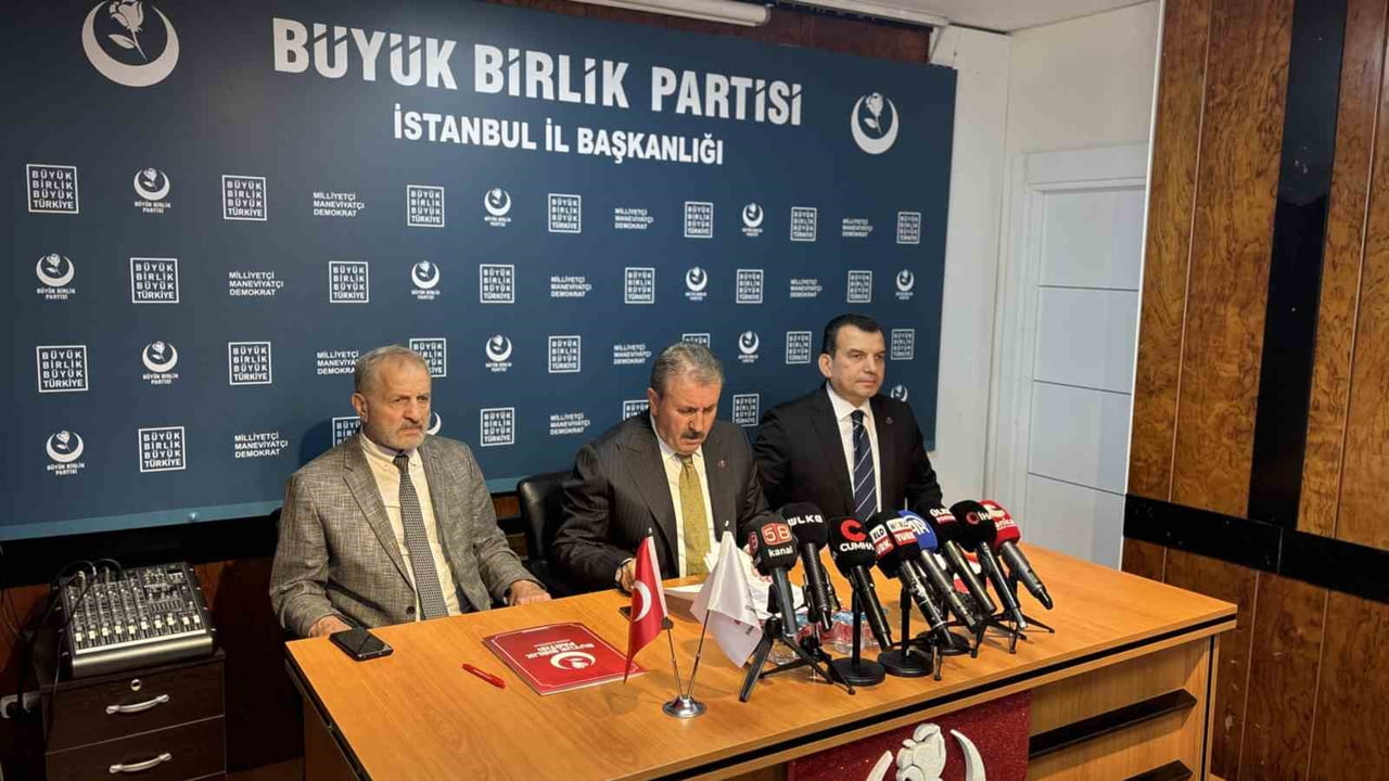 BBP GENEL BAŞKANI DESTİCİ GÜNDEME DAİR AÇIKLAMALARDA BULUNDU.