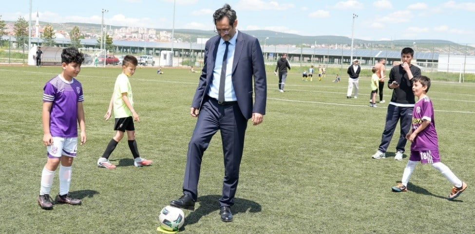 BELEDİYE BAŞKANI BAŞLAMA VURUŞU