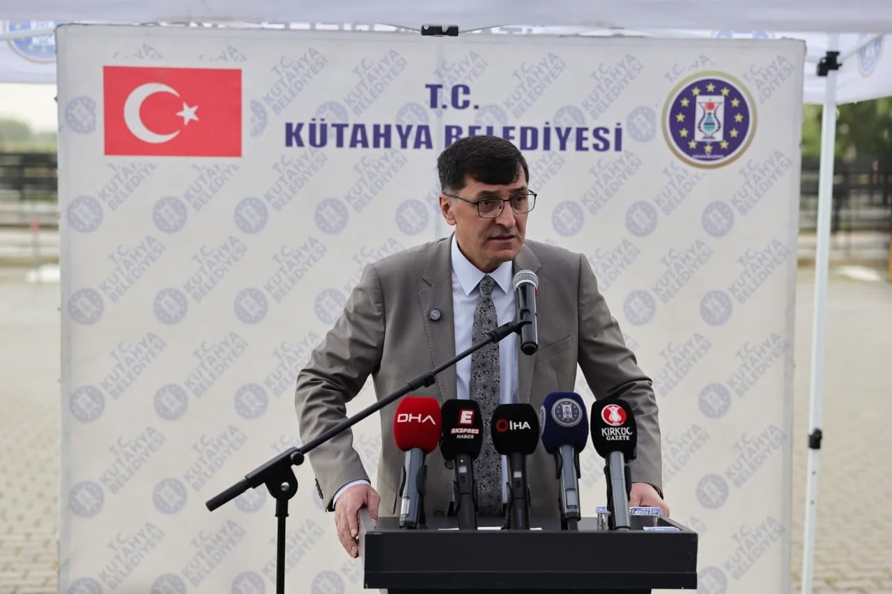 BELEDİYE BAŞKANI EYÜP KAHVECİ