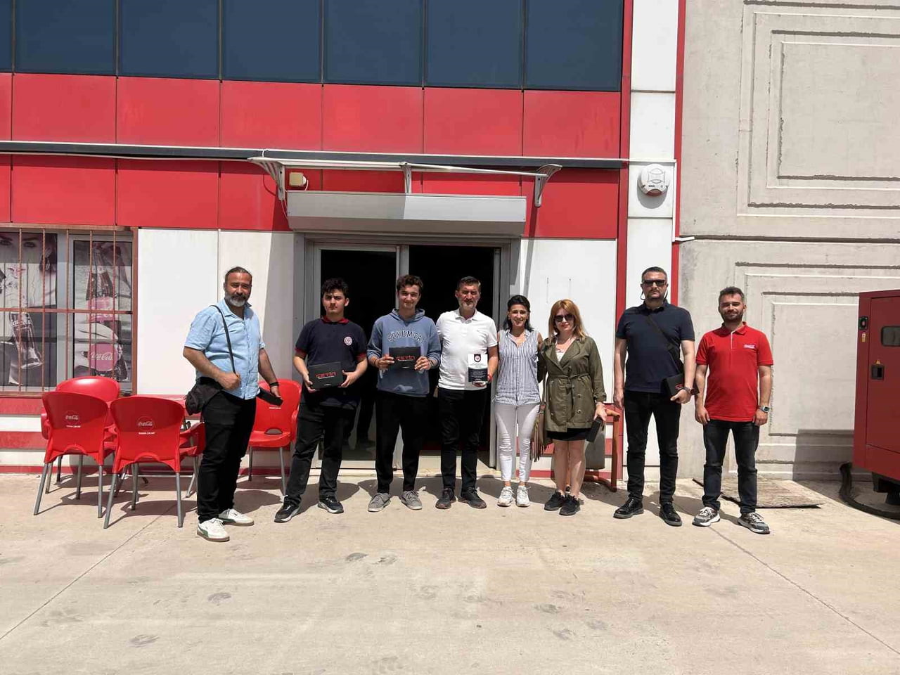 BERGAMA ŞEHİT ÖMER YİĞİT ULUS MESLEKİ VE TEKNİK ANADOLU LİSESİ ÖĞRETMEN VE ÖĞRENCİLERİ, "TÜRKÇE...