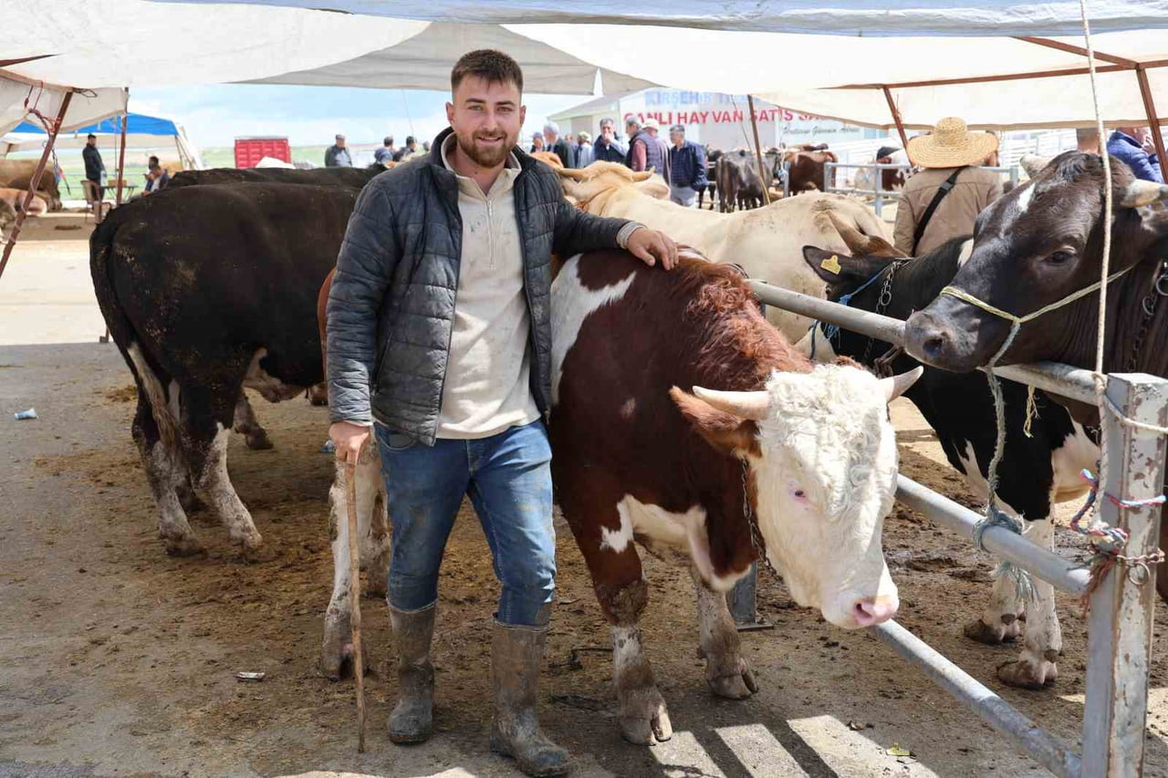 BESİCİ ASIM BIYIKLI