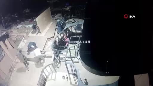 Beşiktaş’taki gece kulübü yangını davasında ara karar: Mahkeme heyeti yeni bilirkişi raporu...