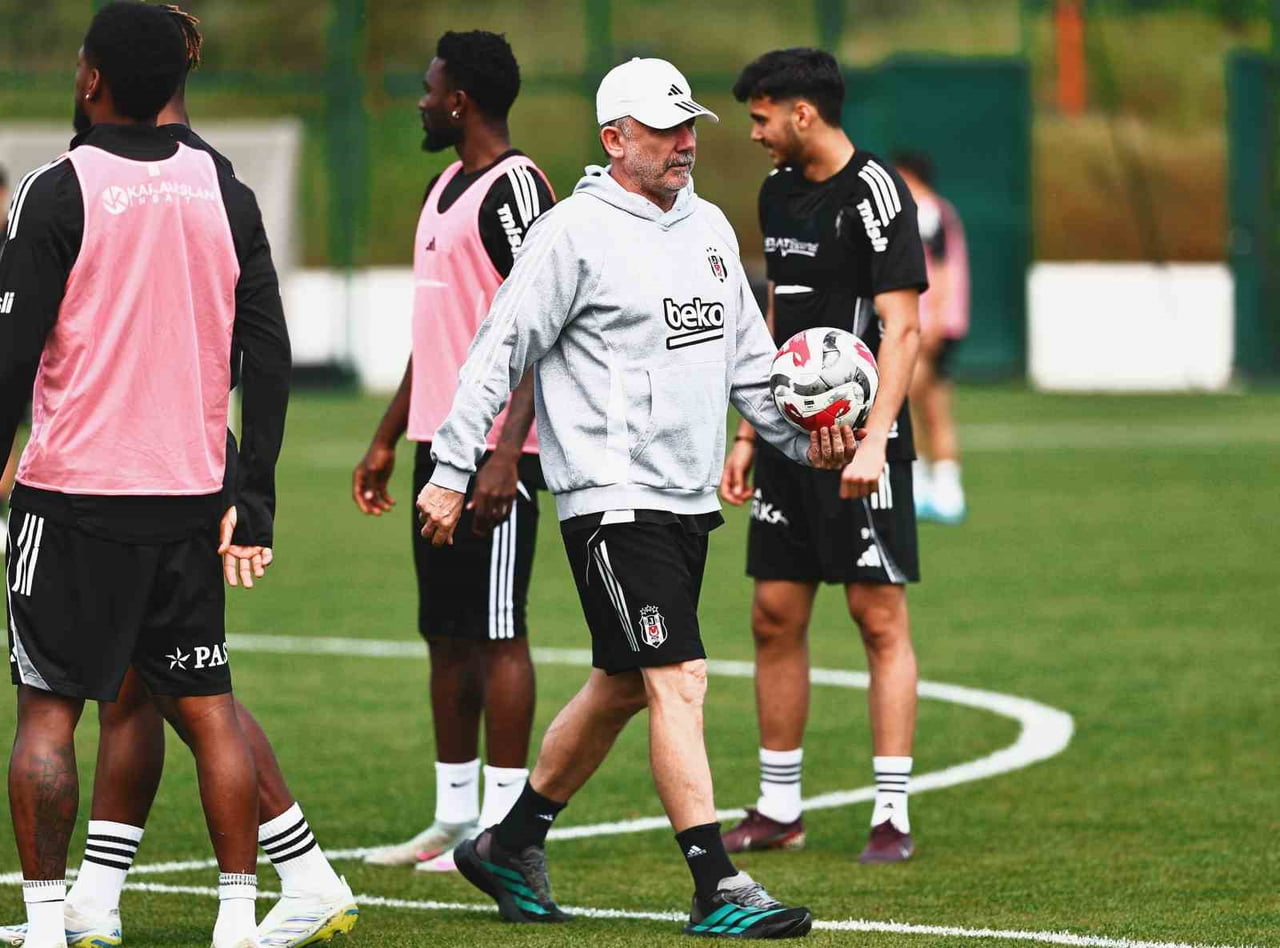BEŞİKTAŞ, TRENDYOL SÜPER LİG'İN 34. HAFTASINDA DEPLASMANDA ÇAYKUR RİZESPOR İLE OYNAYACAĞI...