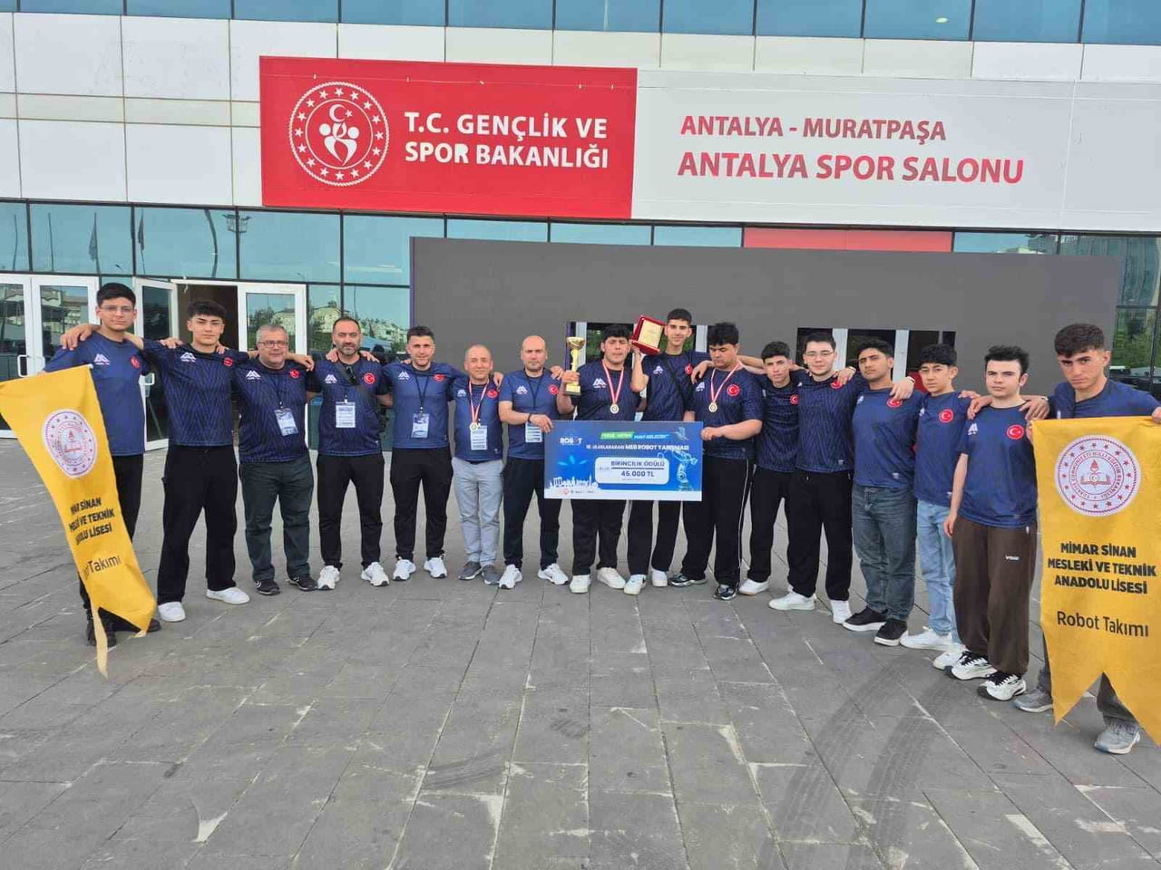 BİLECİK'İN BOZÜYÜK İLÇESİNDE MİMAR SİNAN MESLEKİ VE TEKNİK ANADOLU LİSESİ ÖĞRENCİLERİ, ‘18....