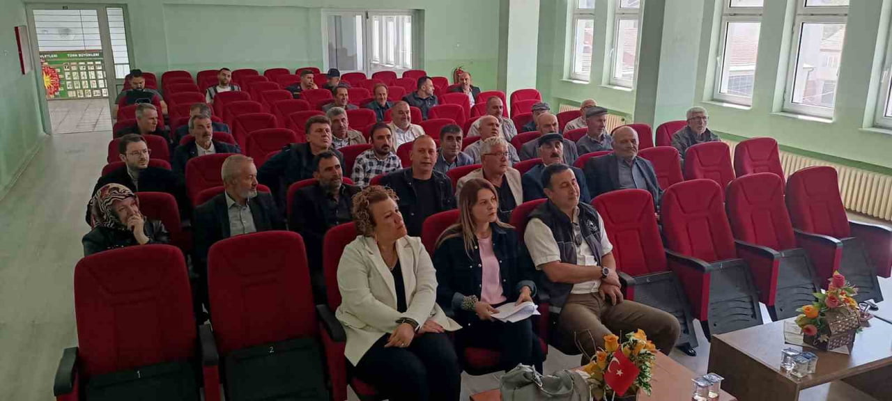 BİLECİK'İN PAZARYERİ İLÇESİNDE KAMU HİZMETLERİNİN DAHA ETKİN, HIZLI VE KOORDİNELİ YÜRÜTÜLMESİ...