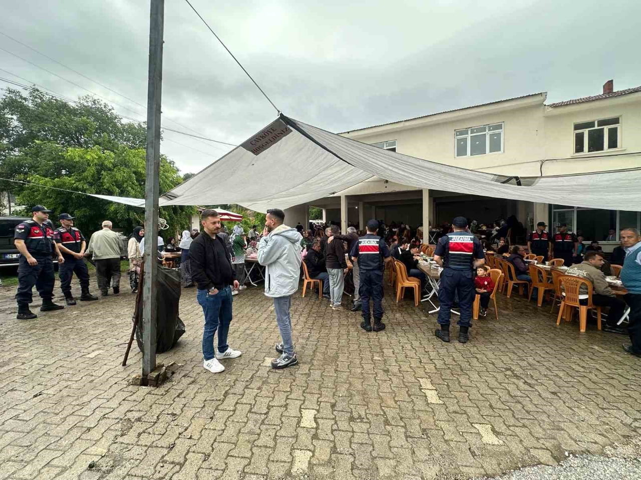 BİLECİK'TE HIDIRELLEZ ŞENLİKLERİNDE 350 VATANDAŞA GÜVENLİK TEDBİRİ