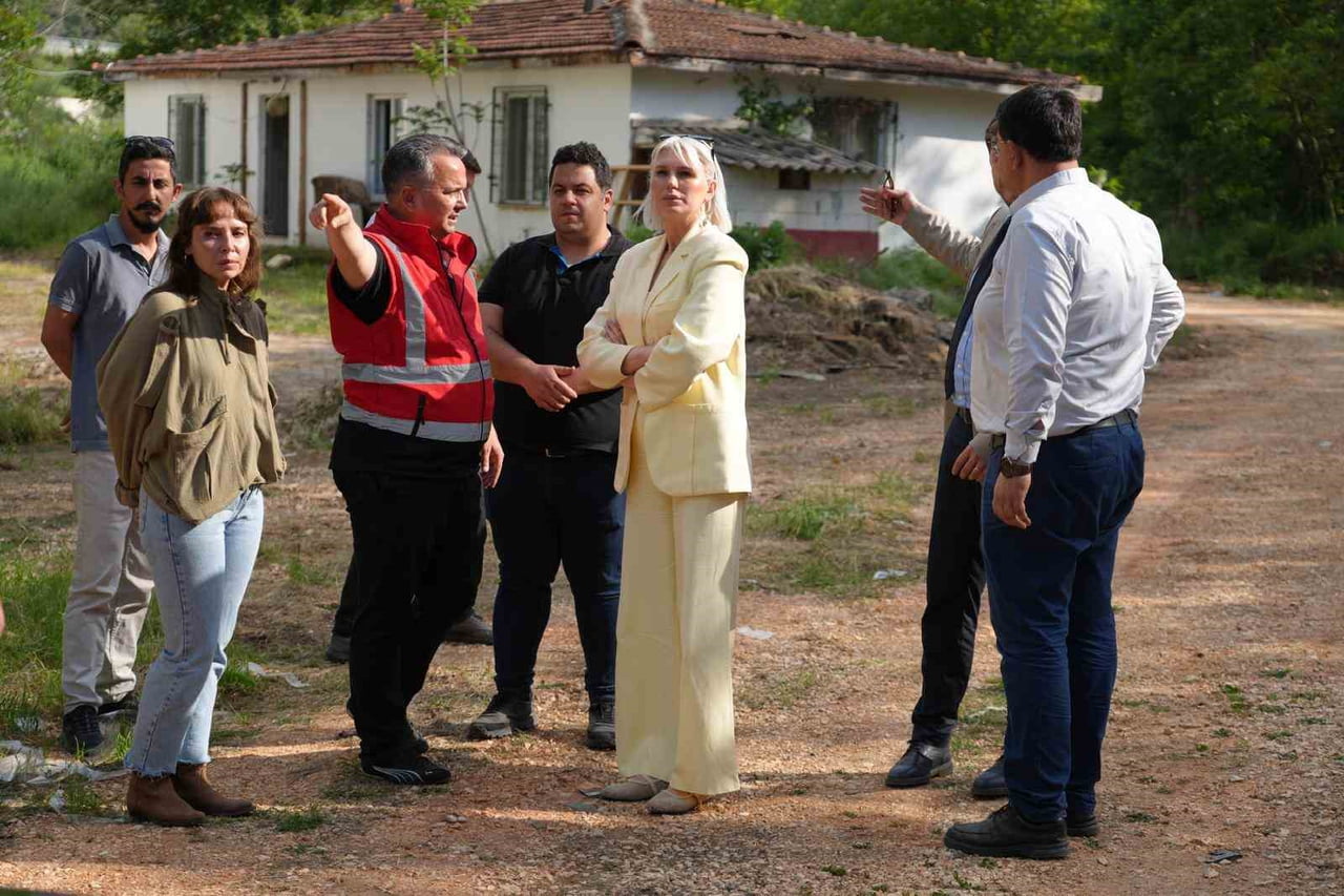 BİLECİK BELEDİYE BAŞKANI MELEK MIZRAK SUBAŞI, ORHANGAZİ MAHALLESİ PARK VE MESİRE ALANI İLE KARASU...