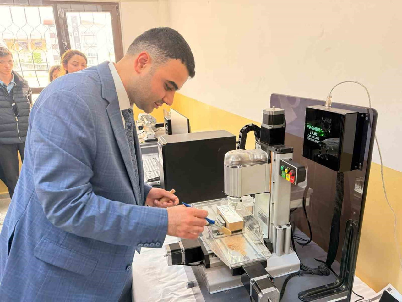 BİLECİK’TE CNC MAKİNELERİ ÖĞRENCİLERE TESLİM EDİLDİ