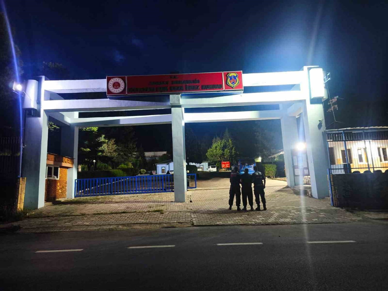 BİLECİK’TE UYUŞTURUCU SUÇUNDAN ARANAN ŞAHIS YAKALANDI