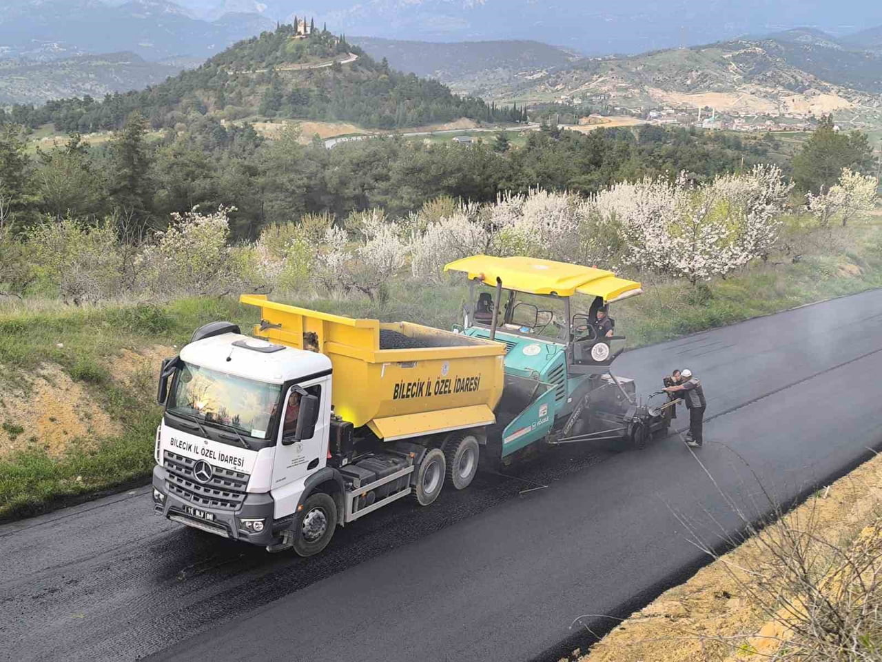 BİLECİK’TE YOL YATIRIMLARINA 193 MİLYON TL’LİK KAYNAK