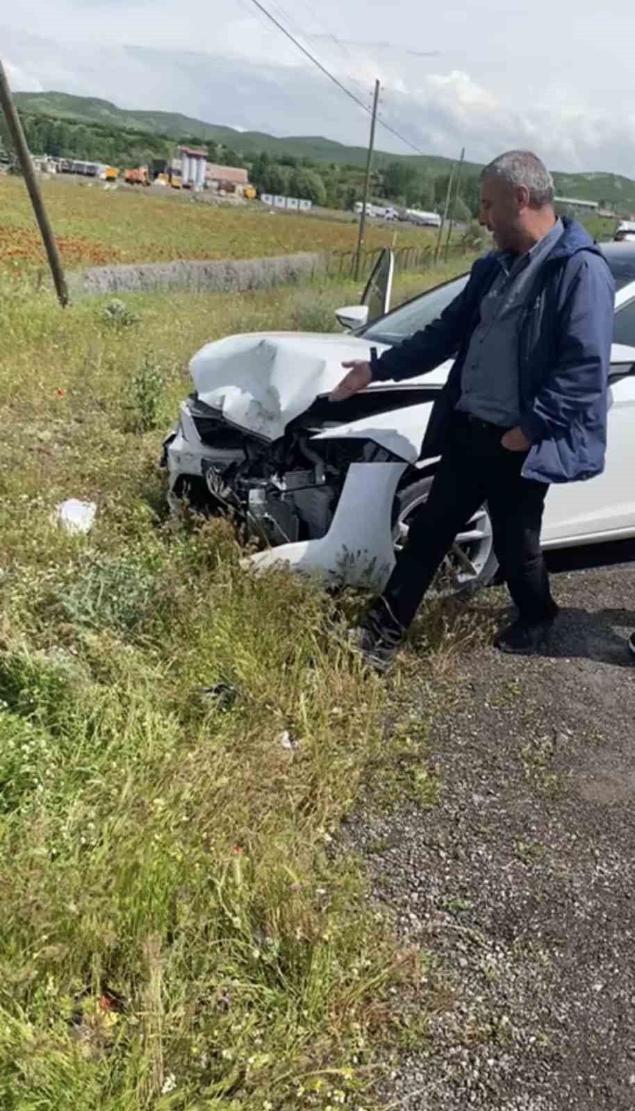 BİNGÖL’DE ZİNCİRLEME TRAFİK KAZASI: 1 YARALI