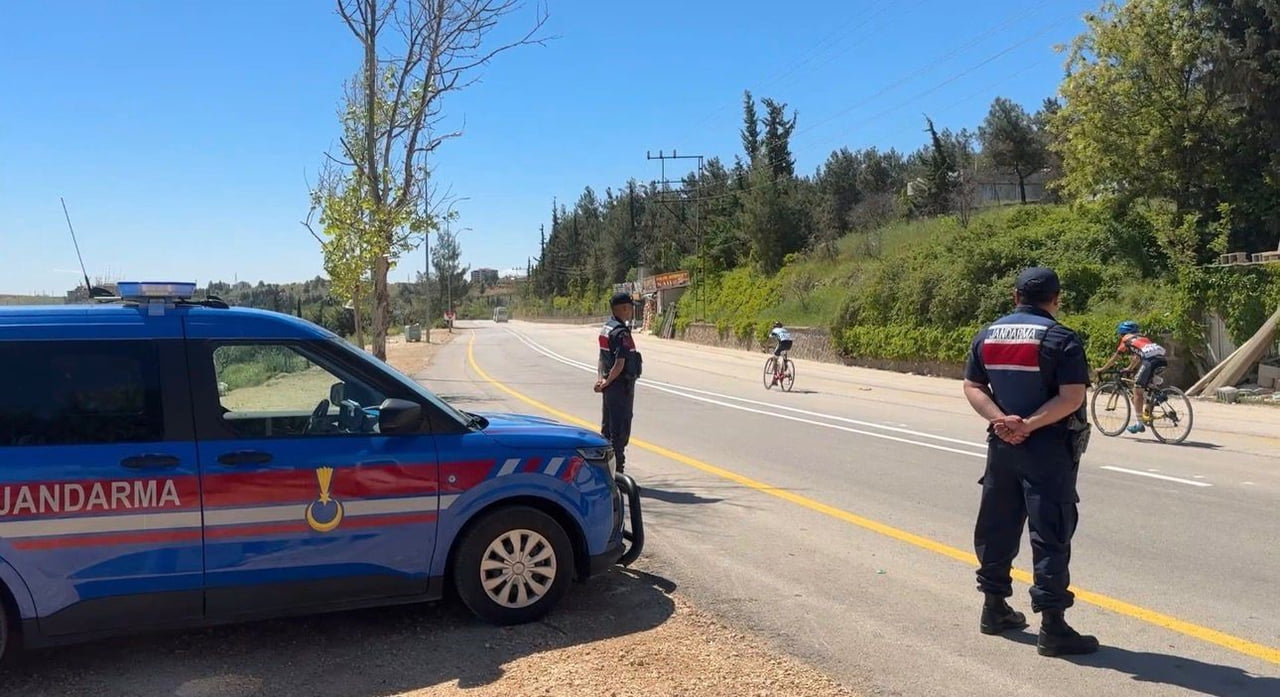 BİSİKLET TÜRKİYE KUPASI PUANLI YOL YARIŞMALARI 4. ETABI GAZİANTEP'TE GERÇEKLEŞTİRİLDİ. YARIŞLAR...