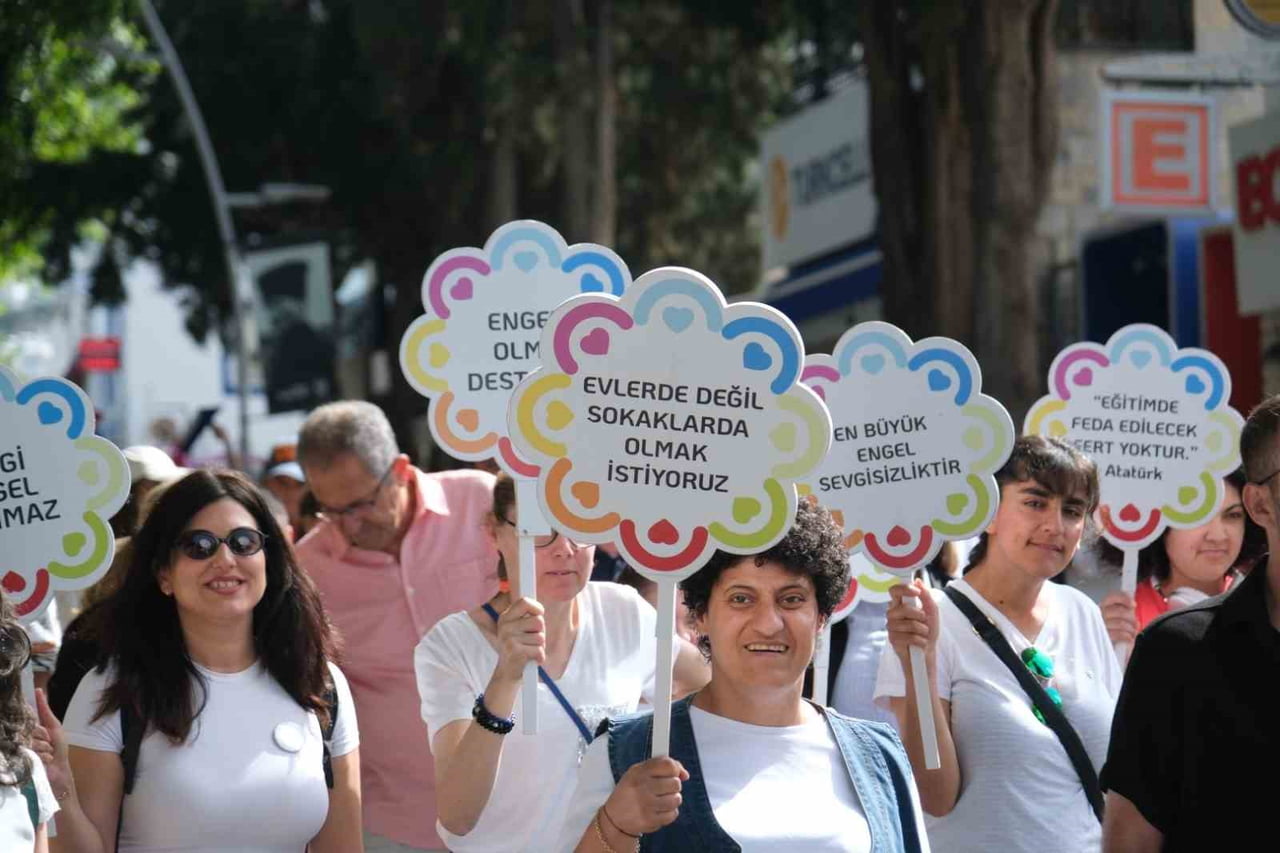 BODRUM’DA ENGELLİLER HAFTASI FARKINDALIK PROGRAMI DÜZENLENDİ