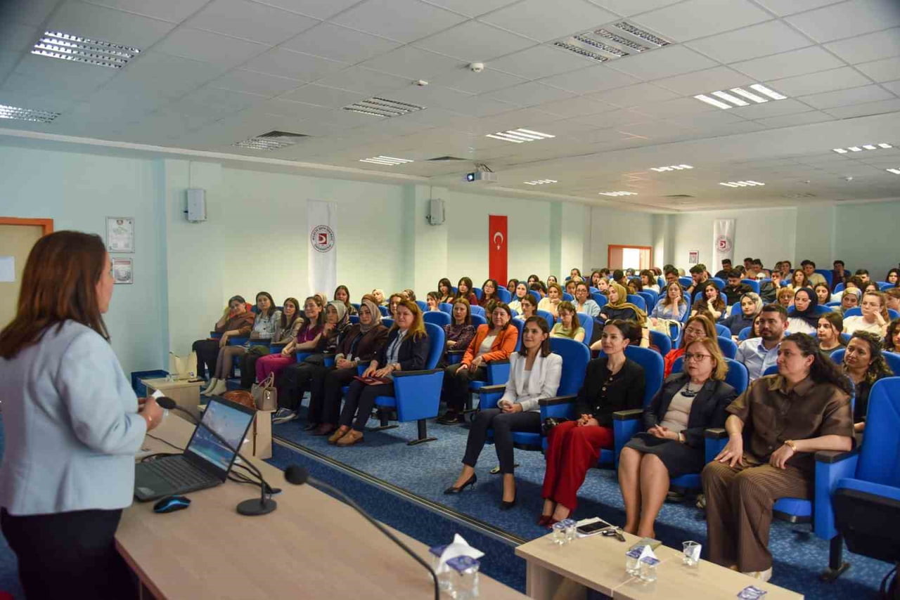BŞEÜ’DE 'HEMŞİRELİK HAFTASI' COŞKUSU