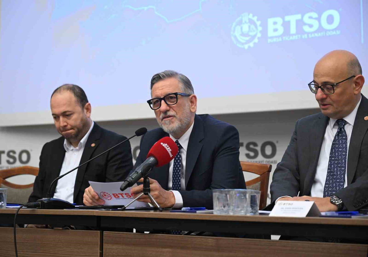BTSO YÖNETİM KURULU BAŞKANI İBRAHİM BURKAY, ETKİNLİĞİN AÇILIŞINDA KONUŞTU