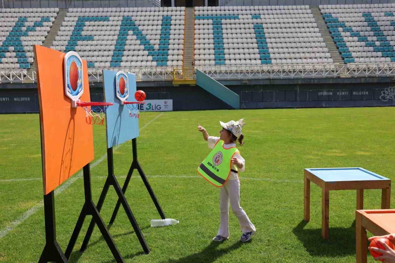 BU YIL 24’ÜNCÜSÜ DÜZENLENEN NİLÜFER ULUSLARARASI SPOR ŞENLİKLERİ’NDE OKUL ÖNCESİ ÖĞRENCİLERİ...