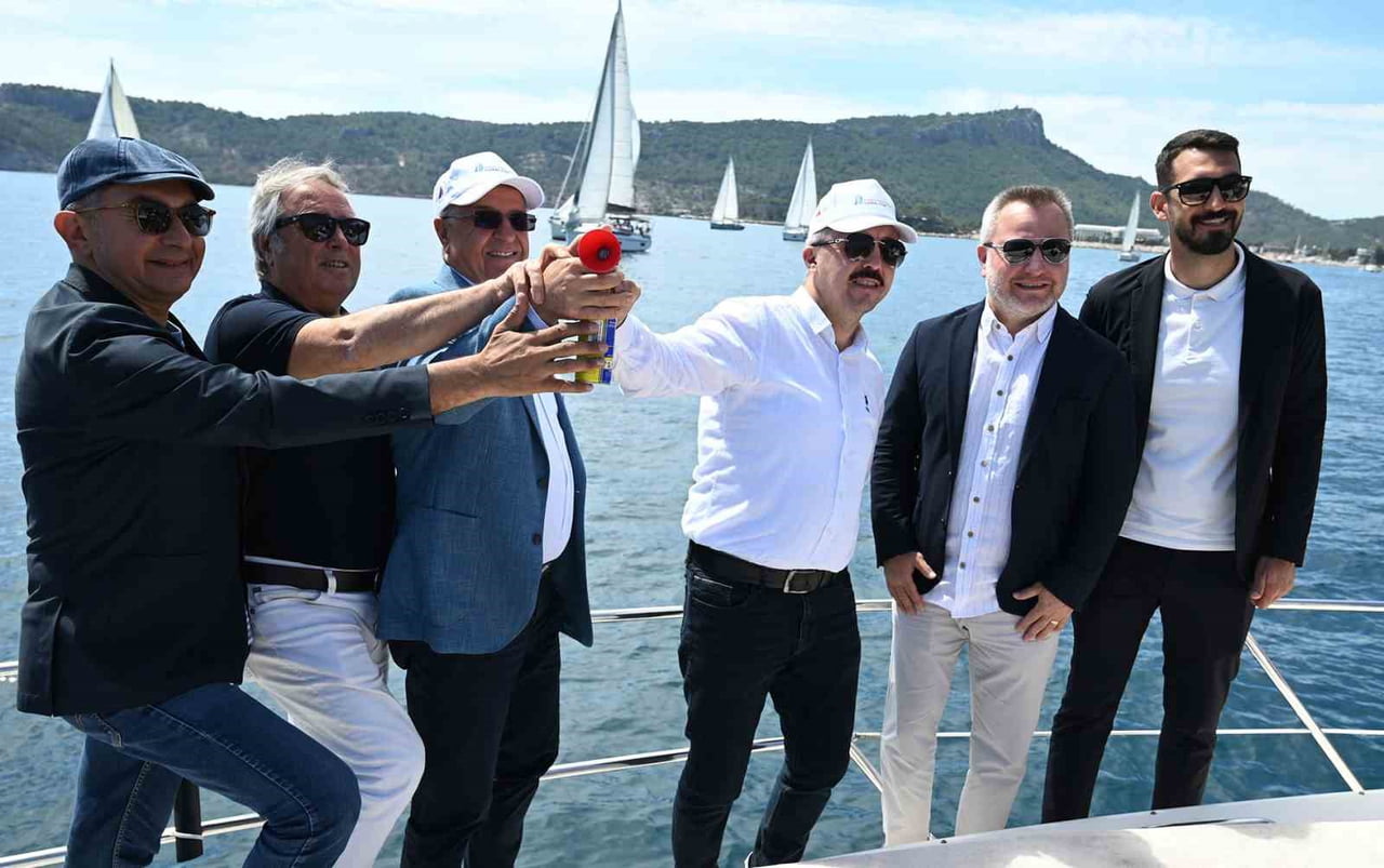BU YIL ÜÇÜNCÜSÜ DÜZENLENEN CORAL CUP ANTALYA YAT YARIŞLARI, KEMER G-MARİNA’DAN VERİLEN STARTLA...