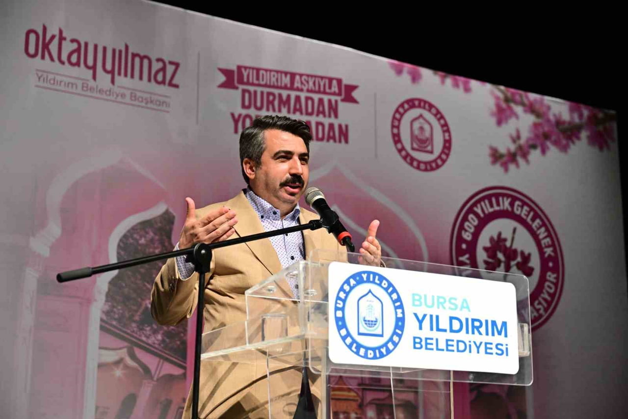 BURSA'DA YILDIRIM BELEDİYESİ TARAFINDAN DÜZENLENEN ERGUVAN BAYRAMI SONA ERDİ. ÜÇ GÜN BOYUNCA SÜREN...