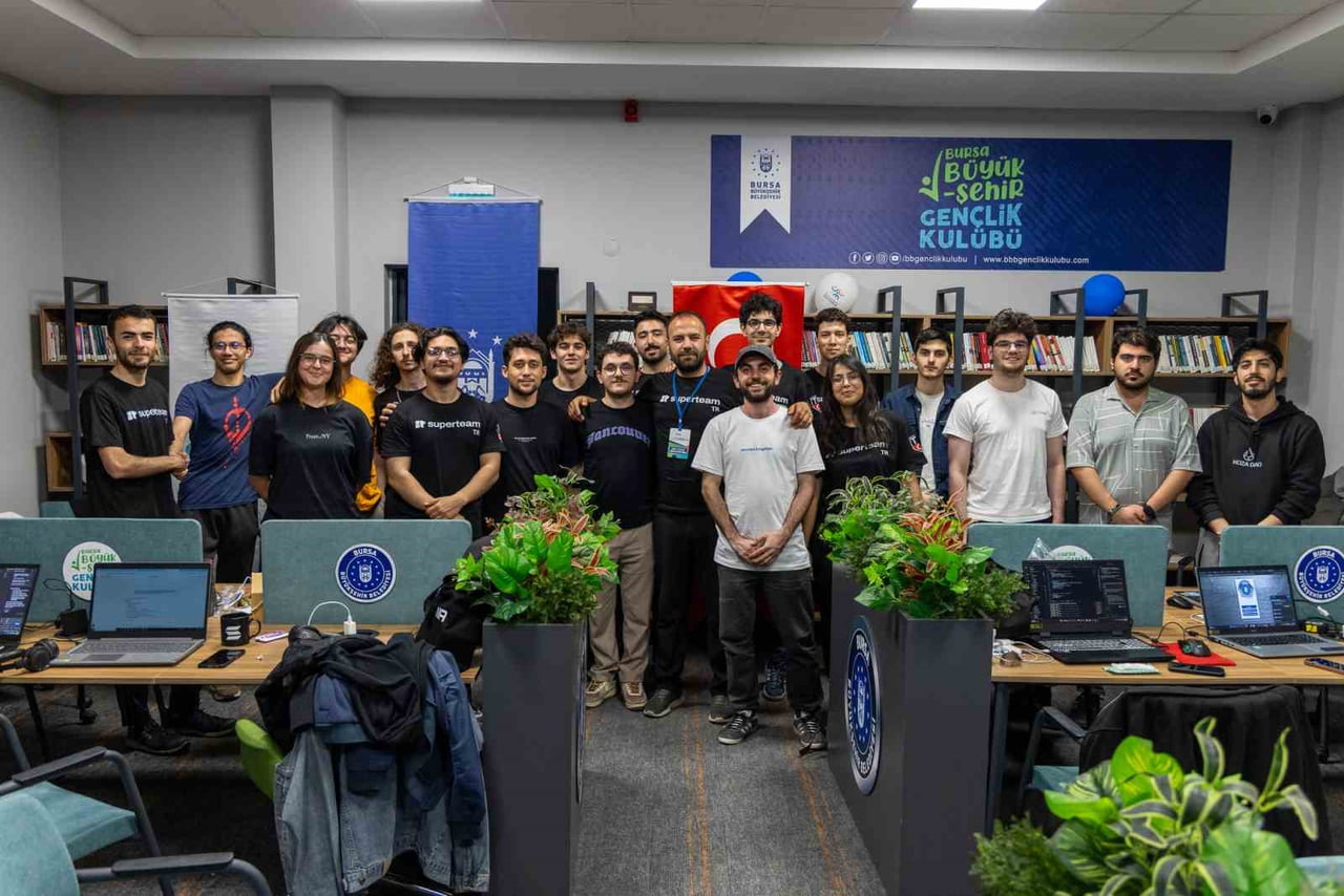 BURSA BÜYÜKŞEHİR BELEDİYESİ’NİN DESTEKLERİYLE DÜZENLENEN 3 GÜNLÜK HACKATHON (KODLAMA MARATONU)...