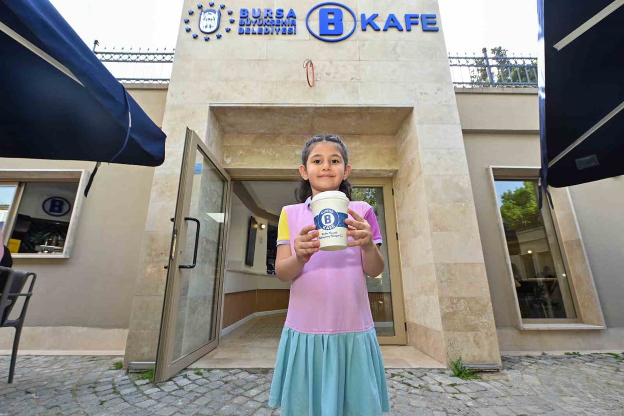 BURSA BÜYÜKŞEHİR BELEDİYESİ’NİN HIZLI KAHVE KONSEPTİ VE GENİŞ ÜRÜN YELPAZESİYLE HAYATA GEÇİRDİĞİ...