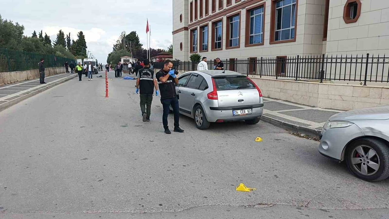 BURSA’DA GÖRÜLEN CİNAYET DAVASI İÇİN YALOVA ADLİYESİ’NE TANIK OLARAK İFADE VERMEYE GİDEN ŞAHSI...